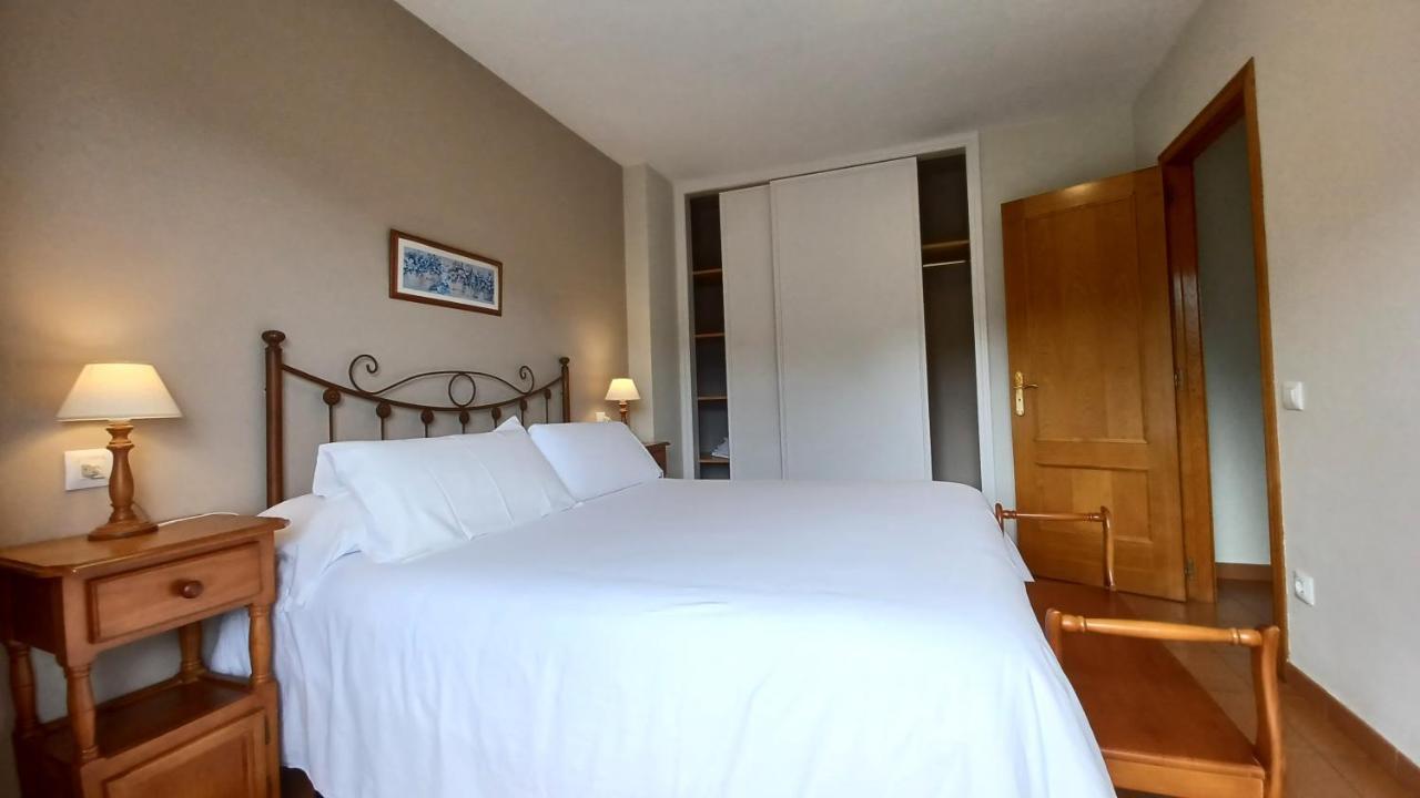 Soto de Luiña Apartamentos El Otero De Cudillero מראה חיצוני תמונה